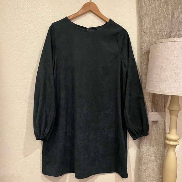 SHEIN Dresses & Skirts - Corduroy Long Sleeve Shirt Dress Size 6 Med Forest green